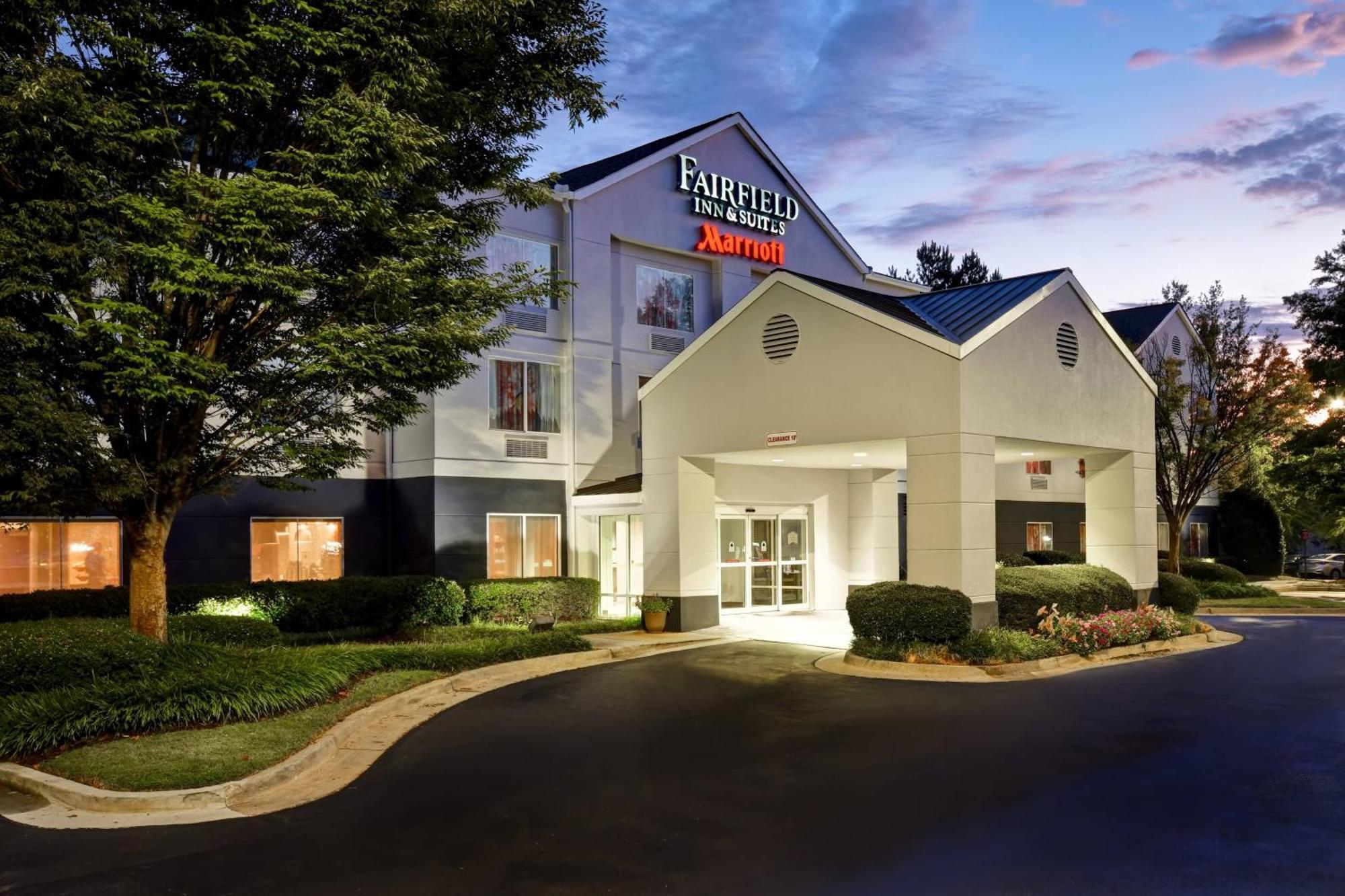 Fairfield Inn & Suites By Marriott Atlanta Kennesaw Exterior foto